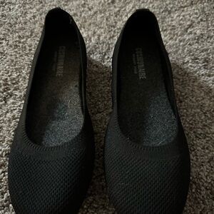 Women's Black Flats